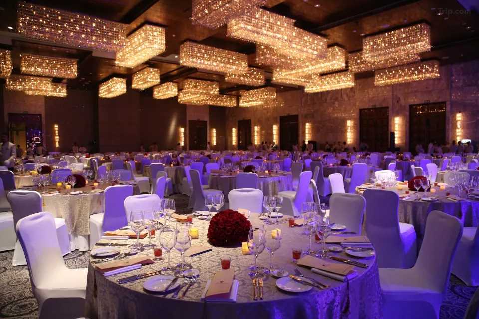 The Ritz by Ferns N Petals